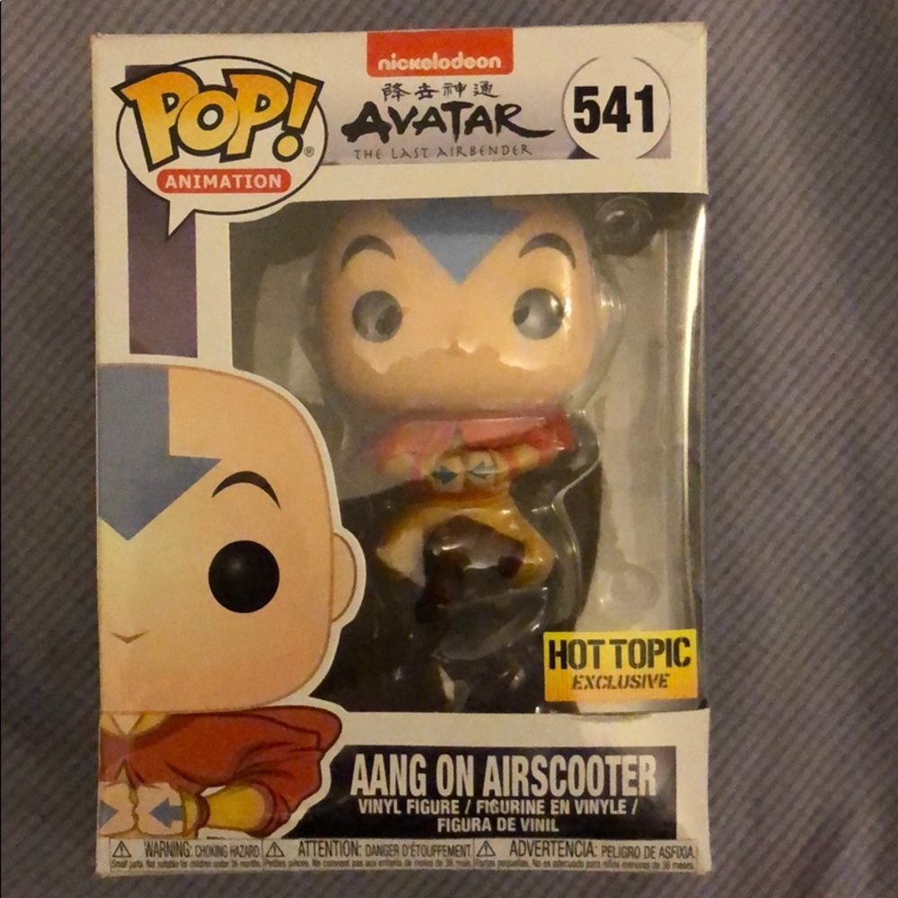 Aang on airscooter